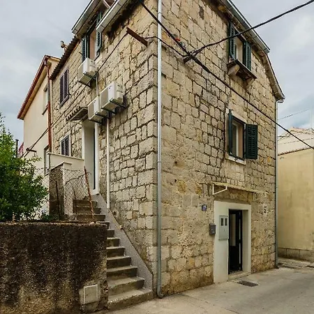 Mare * Kaštela